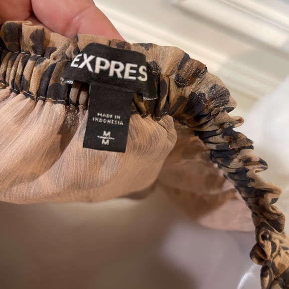 Express Leopard print top Medium - Picture 3 of 4